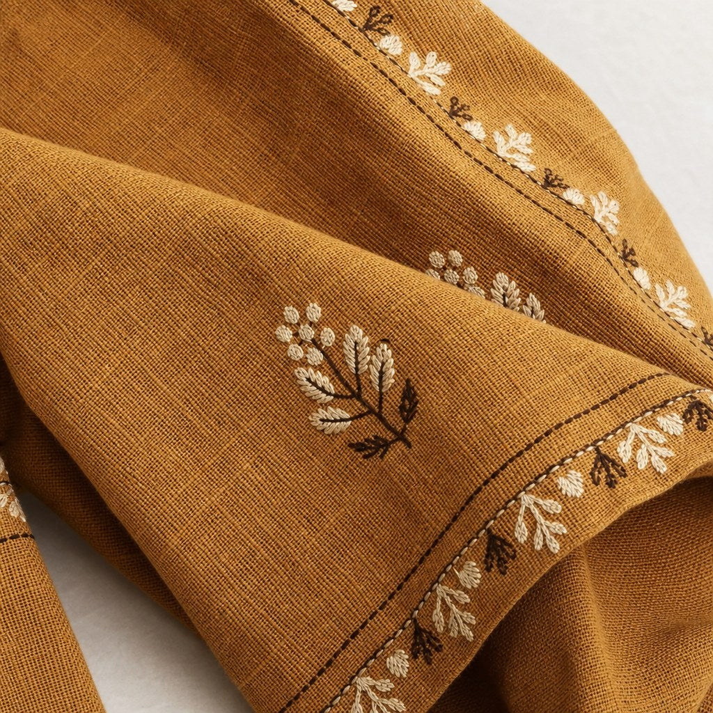 Mustard Khaddar Kameez Shalwar (Boys') – detail